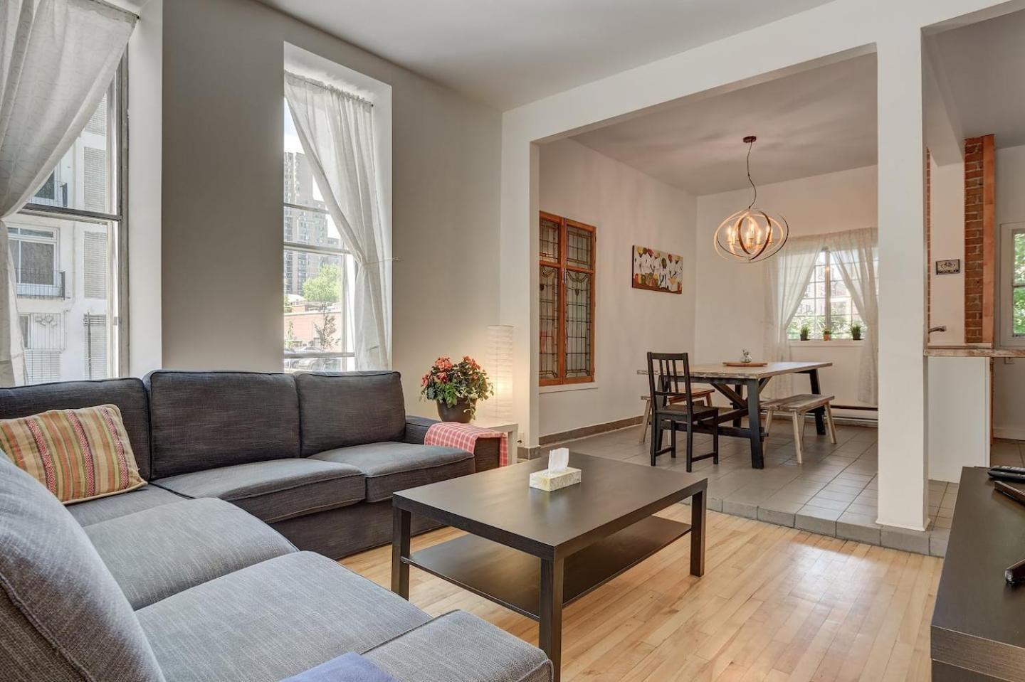 Perfect For Groups Big Livingroom 2 Backyard 3Br Montreal Zewnętrze zdjęcie